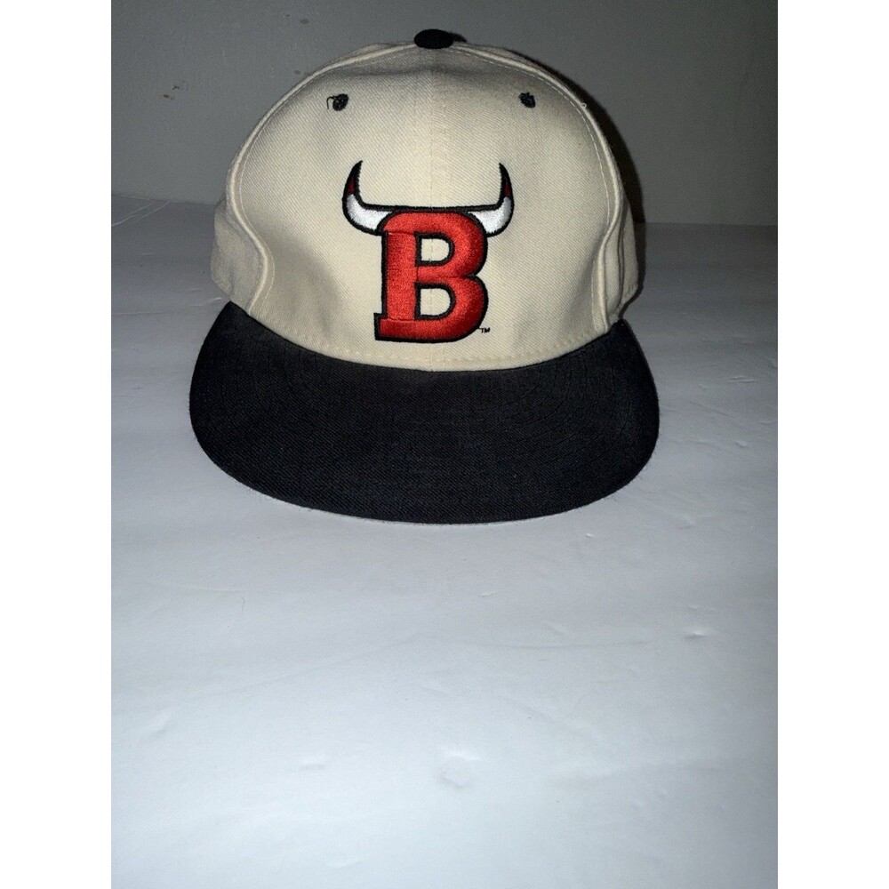 VTG Bulls NBA Wool Mens Fitted Hat Size 7 1/4 New Era 5950